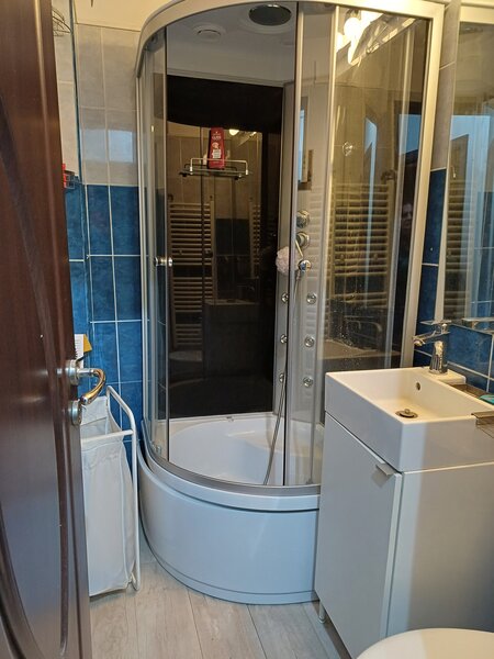 Nerva Traian, Camera de Comert, Unirii,